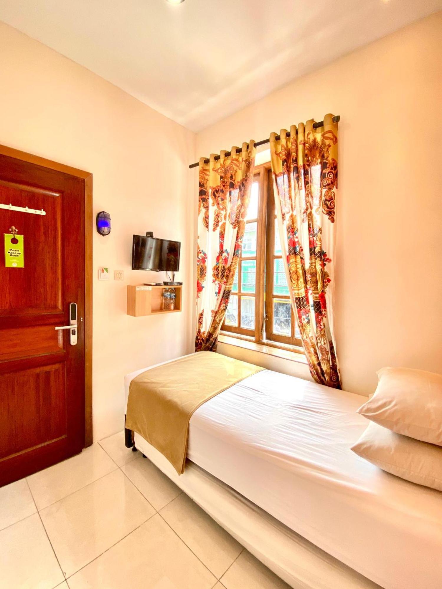 Cabin Hotel Bhayangkara Yogyakarta Dış mekan fotoğraf